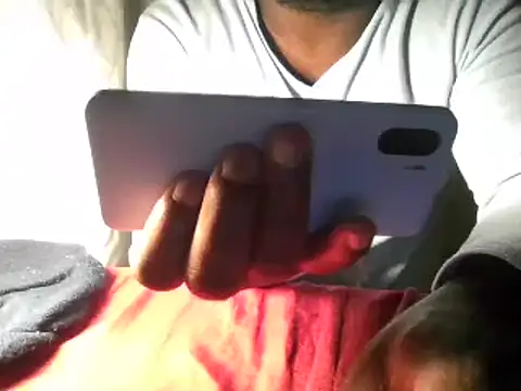 Snapshot of Dube501 chatting on February 11, 7:48 pm Dube501 online show from February 11, 7:48 pm