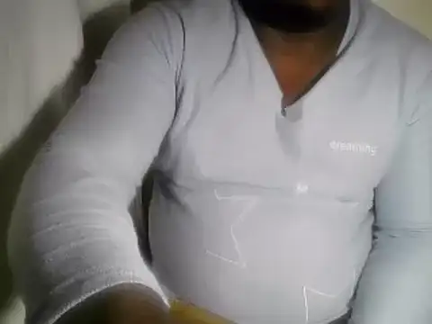 Snapshot of Dube501 chatting on February 28, 5:37 pm Dube501 online show from February 28, 5:37 pm