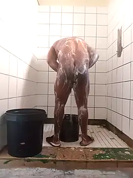 Snapshot of Dube501 chatting on October 17, 5:43 am Dube501 online show from October 17, 5:43 am