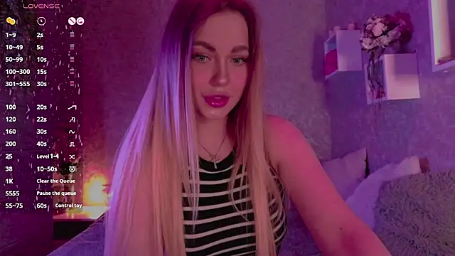 Mika Rayy online show from March 11, 6:32 am