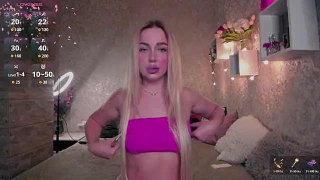 Mika Rayy online show from November 14, 9:57 pm