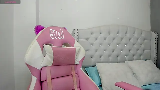 Snapshot of Alana_ponsee chatting on January 31, 2:48 am Alana ponsee online show from January 31, 2:48 am