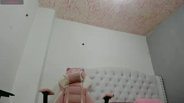 Snapshot of Alana_ponsee chatting on February 20, 1:25 am Alana ponsee online show from February 20, 1:25 am