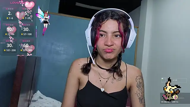 Lovelyamyy online show from October 20, 4:13 am