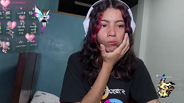 Lovelyamyy online show from October 20, 4:18 pm