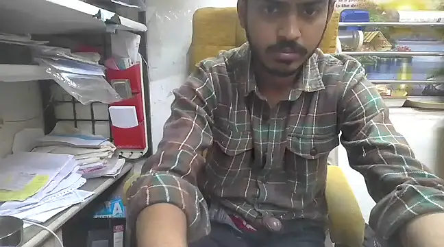 cute modell online show from February 6, 1:54 pm