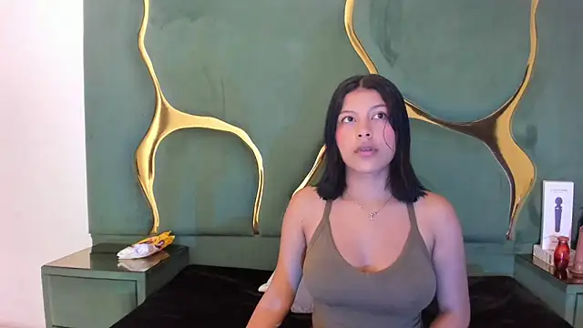 Salmaportman69 online show from October 26, 3:45 am