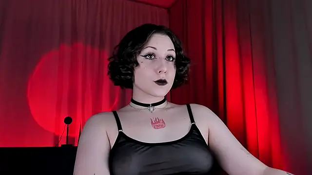 Eva Moss  online show from November 7, 10:21 pm