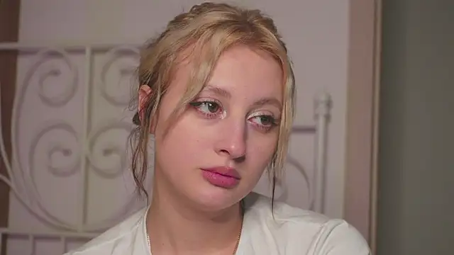 milasmiu online show from January 24, 6:35 pm