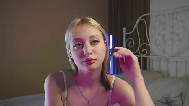 milasmiu online show from January 25, 3:41 pm