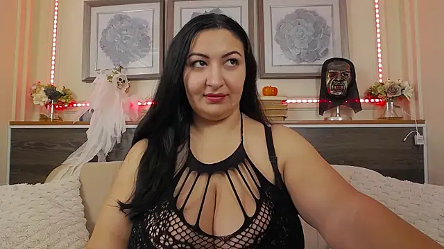 BustyEva  online show from October 31, 4:46 am