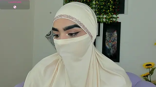 Maissa Alabi online show from November 14, 7:01 pm