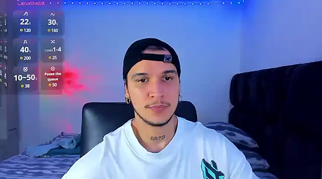 austinoficial online show from February 5, 11:39 pm