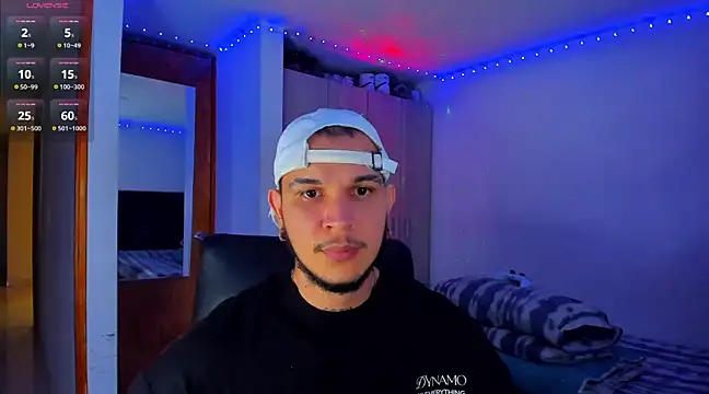 austinoficial online show from March 22, 2:37 am