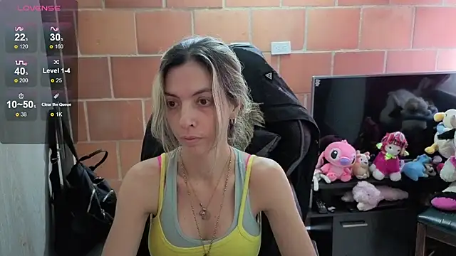 Princezzlove3 online show from October 7, 5:43 pm