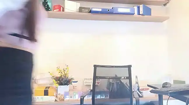 Lush-Office online show from February 11, 4:01 am