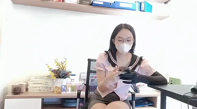 Lush-Office online show from February 16, 3:15 am