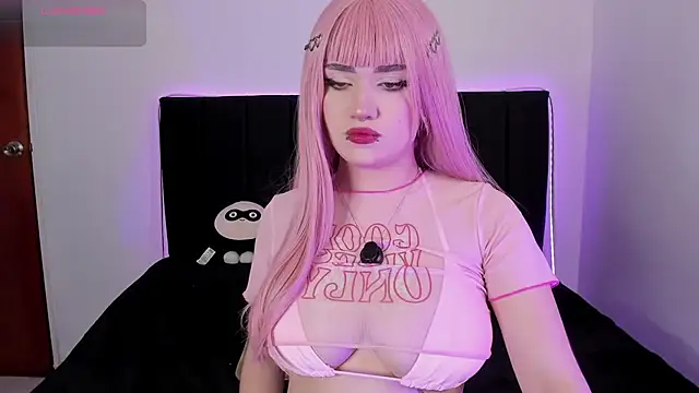 raven  white1 online show from March 11, 11:04 pm