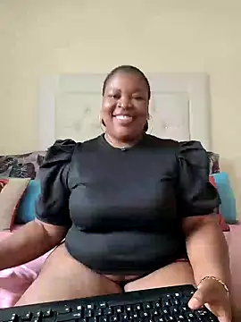 omalicha98 online show from February 11, 6:19 am