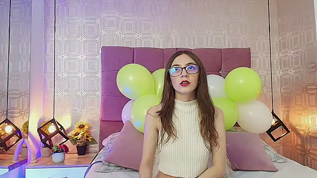 victoriapalmerfg online show from March 17, 7:48 pm