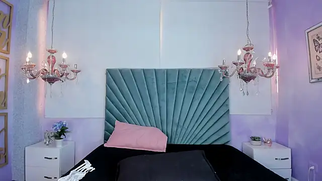 Aitana Hilton  online show from March 19, 2:46 pm