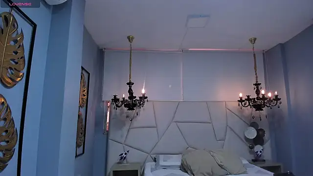 Aitana Hilton  online show from September 20, 12:17 pm