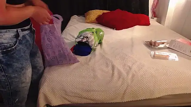 zahra Jalid online show from February 8, 1:01 pm