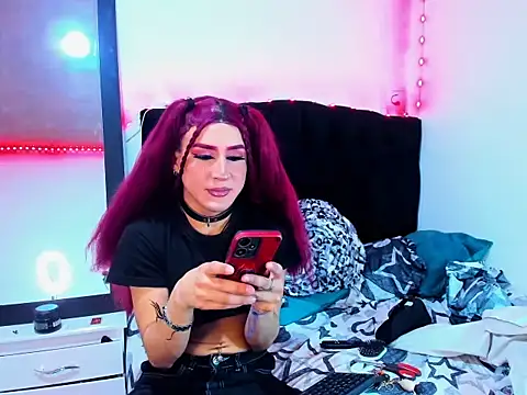 Georgina Giio online show from September 16, 4:08 pm