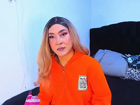 Georgina Giio online show from October 26, 9:21 pm