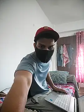 Snapshot of NikaYeptho chatting on November 7, 8:14 am NikaYeptho online show from November 7, 8:14 am