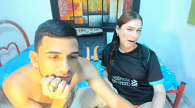 sweethoneytsx online show from February 3, 3:20 am