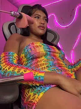 Snapshot of miaa--pervert chatting on October 1, 11:33 pm miaa--pervert online show from October 1, 11:33 pm