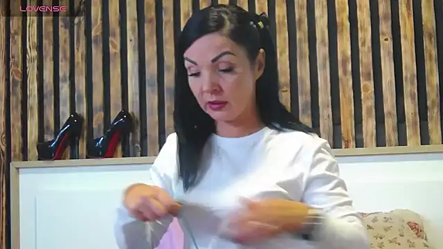 Tory Lovi online show from October 15, 12:27 pm