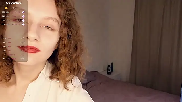 Snapshot of Leya_Curly chatting on February 2, 1:52 pm Leya Curly online show from February 2, 1:52 pm