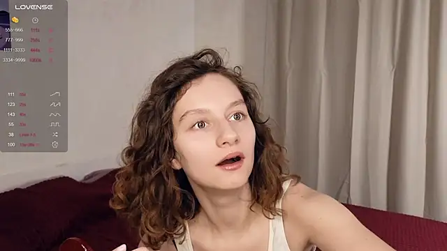 Snapshot of Leya_Curly chatting on February 13, 1:26 pm Leya Curly online show from February 13, 1:26 pm