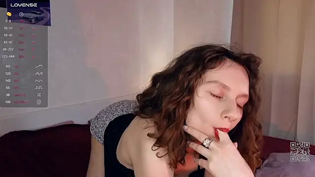 Snapshot of Leya_Curly chatting on February 27, 1:17 pm Leya Curly online show from February 27, 1:17 pm