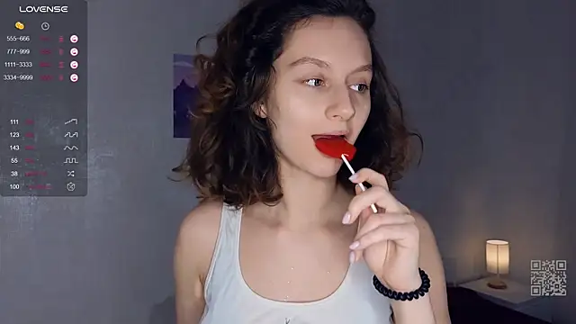 Snapshot of Leya_Curly chatting on March 2, 12:32 pm Leya Curly online show from March 2, 12:32 pm