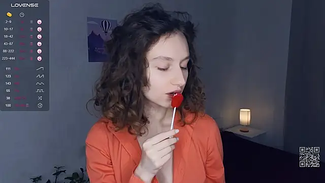 Snapshot of Leya_Curly chatting on March 3, 9:44 am Leya Curly online show from March 3, 9:44 am