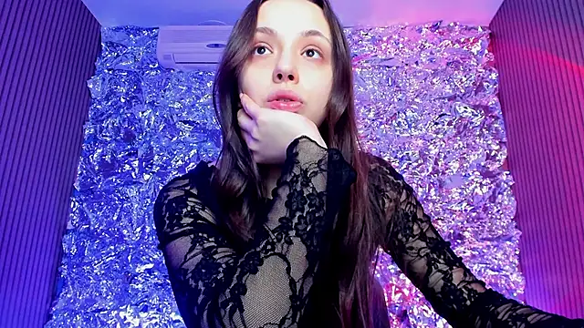 Snapshot of Sahara_Shields chatting on January 21, 2:22 am Sahara Shields online show from January 21, 2:22 am