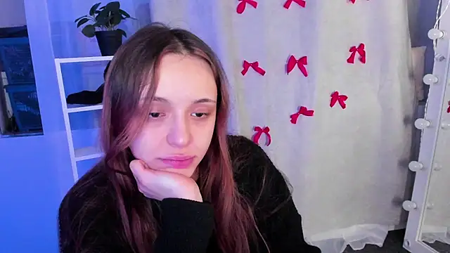 Snapshot of Sahara_Shields chatting on January 28, 10:23 am Sahara Shields online show from January 28, 10:23 am