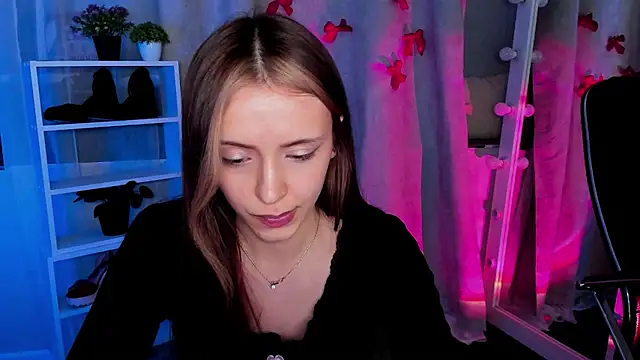 Snapshot of Sahara_Shields chatting on March 6, 4:07 pm Sahara Shields online show from March 6, 4:07 pm