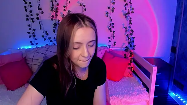 Snapshot of Sahara_Shields chatting on March 14, 4:30 pm Sahara Shields online show from March 14, 4:30 pm