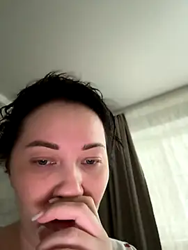 Kiss My Body online show from October 16, 9:32 am