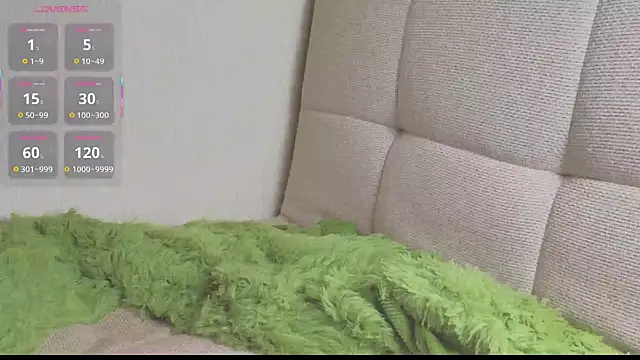 AlisabellyXxx online show from February 28, 9:01 pm