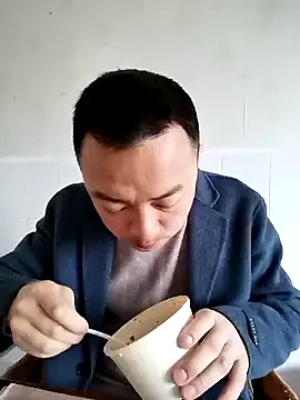 swg176 online show from March 8, 2:12 am