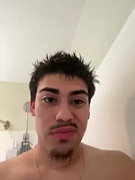 Snapshot of Daddywick chatting on March 2, 9:32 pm Daddywick online show from March 2, 9:32 pm