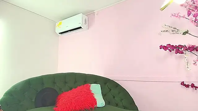 scarlette69 online show from February 12, 12:48 am