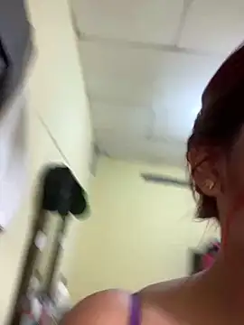 Snapshot of Eva1203 chatting on January 15, 6:43 am Eva1203 online show from January 15, 6:43 am