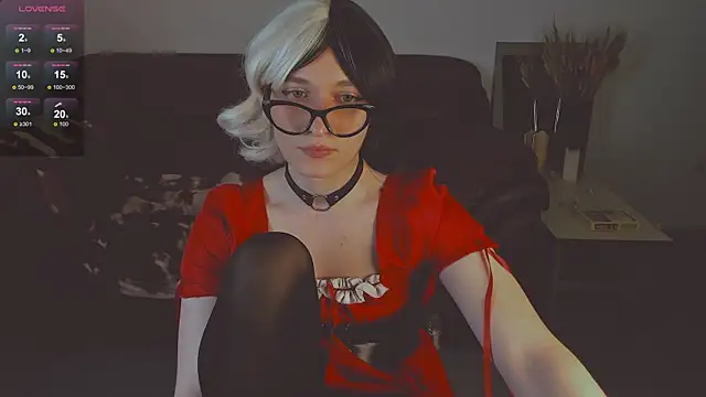 foxy jpg online show from March 3, 11:24 pm