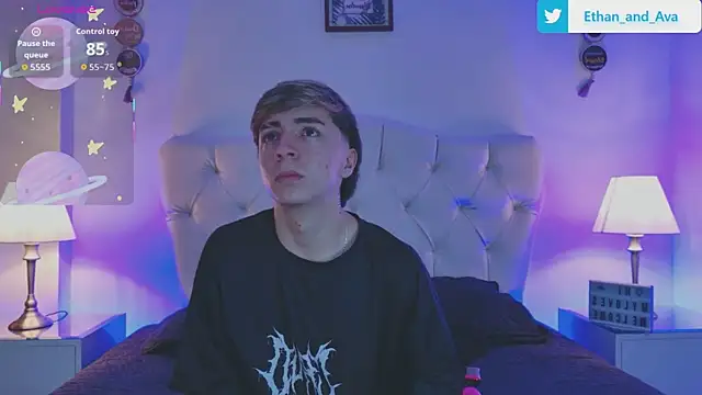 Snapshot of ethan_and_ava chatting on September 16, 1:34 pm ethan and ava online show from September 16, 1:34 pm